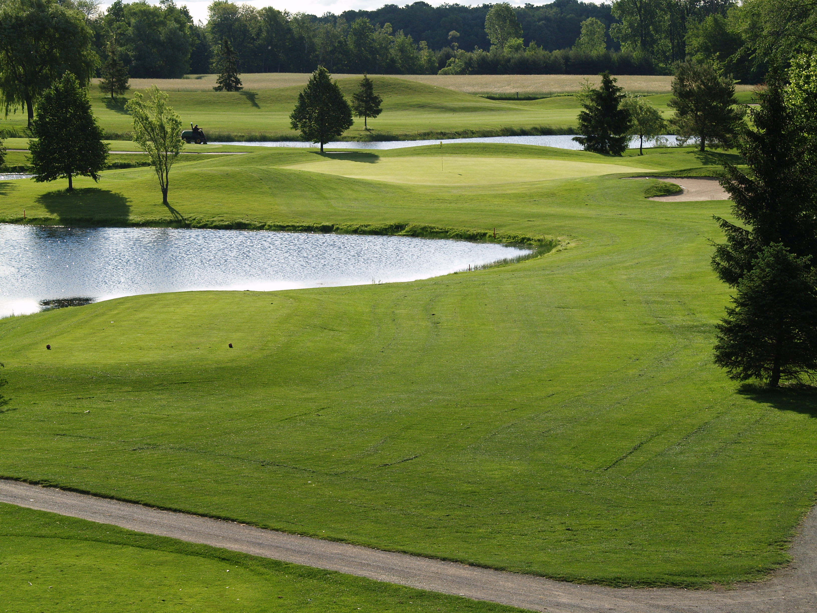 Pine Knot Golf & Country Club Middlesex Golf Discounts and Coupons on Green Fees